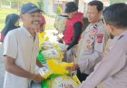 Kapolsek Pedes Bersama Anggota Buka Bajar Depan Mako Menjual Beras Murah SPHP