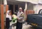 Bantu Masarakat Mendapatkan Beras Murah Bhabinkamtibmas Polsek Kotabaru Salurkan Beras Dengan Cara Door to Door
