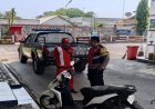 Kunjungi SPBU, Prekat Polsek Banyusari Berikan Rasa Aman