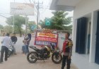 Anggota Polsek Batujaya Ciptakan Keamanan Bank Mandiri Unit Batujaya di siang hari