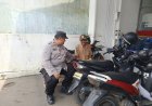 Polri Jalin Kedekatan dengan Warga Karawang Lewat Sambang Desa