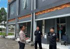 Patroli Prekat! Polisi di Telukjambe Timur Beri Pesan Kamtibmas Kepada Security PP Urban Town