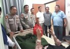 Wujud Kepedulian dan Kebersamaan, ‎Personel Polsek Klari Menjenguk ASN Yang Sedang Sakit di RS Karya Husada  ‎