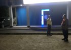 Kanit Sabhara Polsek Batujaya bersama Anggotanya Sambangi Scurity Bank BRI Unit Batujaya pada malam hari