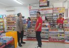 Anggota Polsek Tirtajaya melaksanakan Patroli Prekat serta Cegah GU Kamtibmas di Minimarket