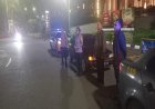 Kapolsek Telukjambe Timur Pimpin Personel Gelar Patroli Prekat di Bundaran Galuh Mas