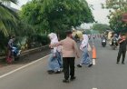 Polsek Rengasdengklok Laksanakan Gatur Lalin pagi Guna berikan Kelacaran Lalu lintas