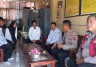 Kapolsek Batujaya melaksanakan Kegiatan Jumat Curhat bersama Tokoh Masyarakat dan Masyarakat Desa Telukambulu