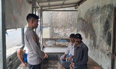 Cegah TPPO Anggota Bhabinkamtibmas Berikan Sosialisasi Kepada Warga