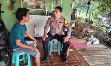 Bhabinkamtibmas Sosialisasikan Nomor WhatsApp Terbaru “Lapor Pak Kapolres” kepada Warga Desa Walahar