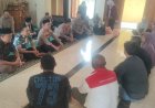 Dengar Keluhan Masyarakat, Kapolsek Klari beserta Jajaran Menggelar Jumat Curhat