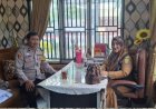 Pererat Silaturrahmi, Bhabinkamtibmas Polsek Rengasdengklok Sambangi Kepala Desa