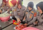 Aksi Humanis Polwan Polda Jabar, di  Dapur Lapangan Bantu Pengungsi Banjir Karawang