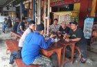 Dalam Giat Jumat Curhat, Bhabinkamtibmas Terima Usulan Agar Polsek Rengasdengklok Meningkatkan  Kegiatan Sambang