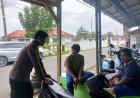 Anggota Polsek Tirtajaya melaksanakan Sambang dan Silaturahmi kepada masyarakat Tambaksumur
