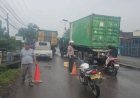 Antisipasi Kemacetan Akibat Mobil Mogok, Unit Lantas Polsek Jatisari Sigap Lakukan Pengaturan Lalu Lintas ‎