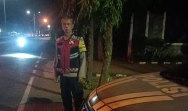 Polsek Klari Gelar Patroli Malam, Pastikan Perbatasan Klari Purwasari Kondusif