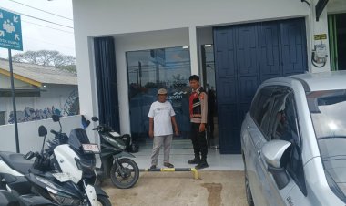 Anggota Polsek Batujaya melaksanakan Patroli Prekat dan Ciptakan Keamanan Bank Mandiri Unit Batujaya