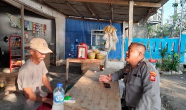 Tingkatkan Kondusifitas Lingkungan, Polsek Cikampek Aiptu Widodo Himbau Kantibmas Warga Sasakseng 